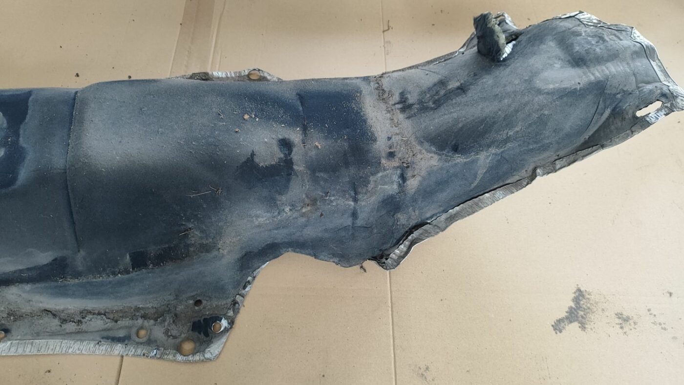 Izpūtēja sistēmas karstuma aizsargs priekš FORD FOCUS 2016 UNIVERSAL 4 Izpūtēja sistēmas karstuma aizsargs priekš FORD FOCUS 2016 UNIVERSAL