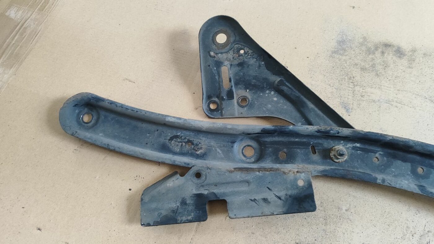 Priekšējais tilts/Priekšējais šķērsnis priekš FORD FOCUS 2016 UNIVERSAL 2 Priekšējais tilts/Priekšējais šķērsnis priekš FORD FOCUS 2016 UNIVERSAL