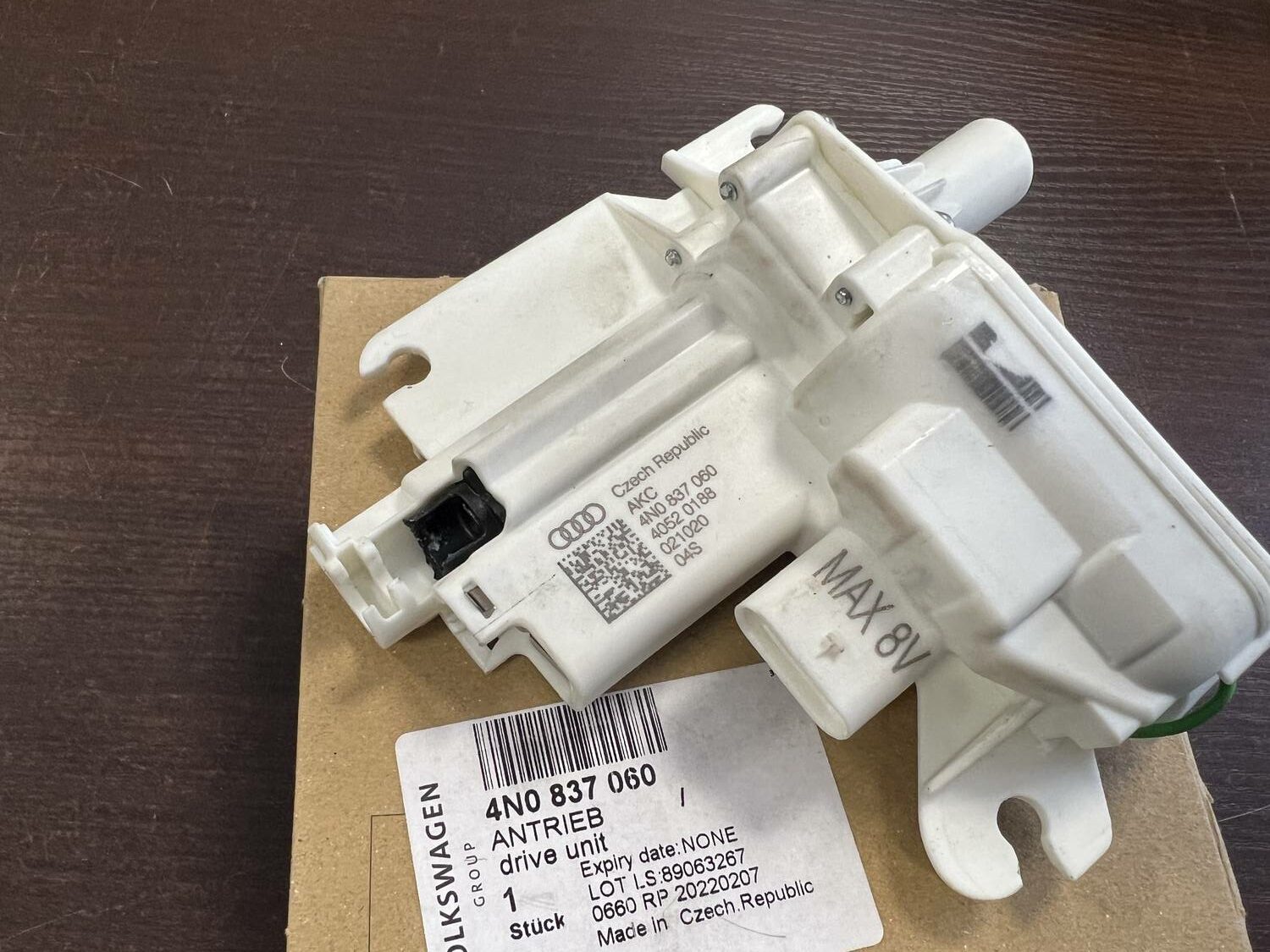 Durvju vilkšanas mehānisms priekš AUDI A7 A8 2017