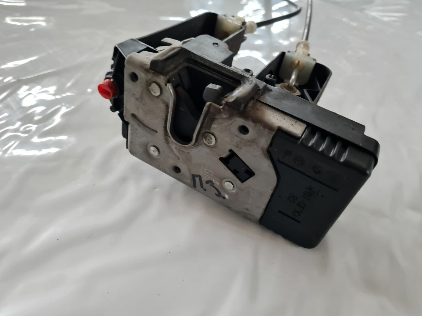 Aizmugurējo labo durvju slēdzene priekš OPEL VECTRA C 2006 5 Aizmugurējo labo durvju slēdzene priekš OPEL VECTRA C 2006