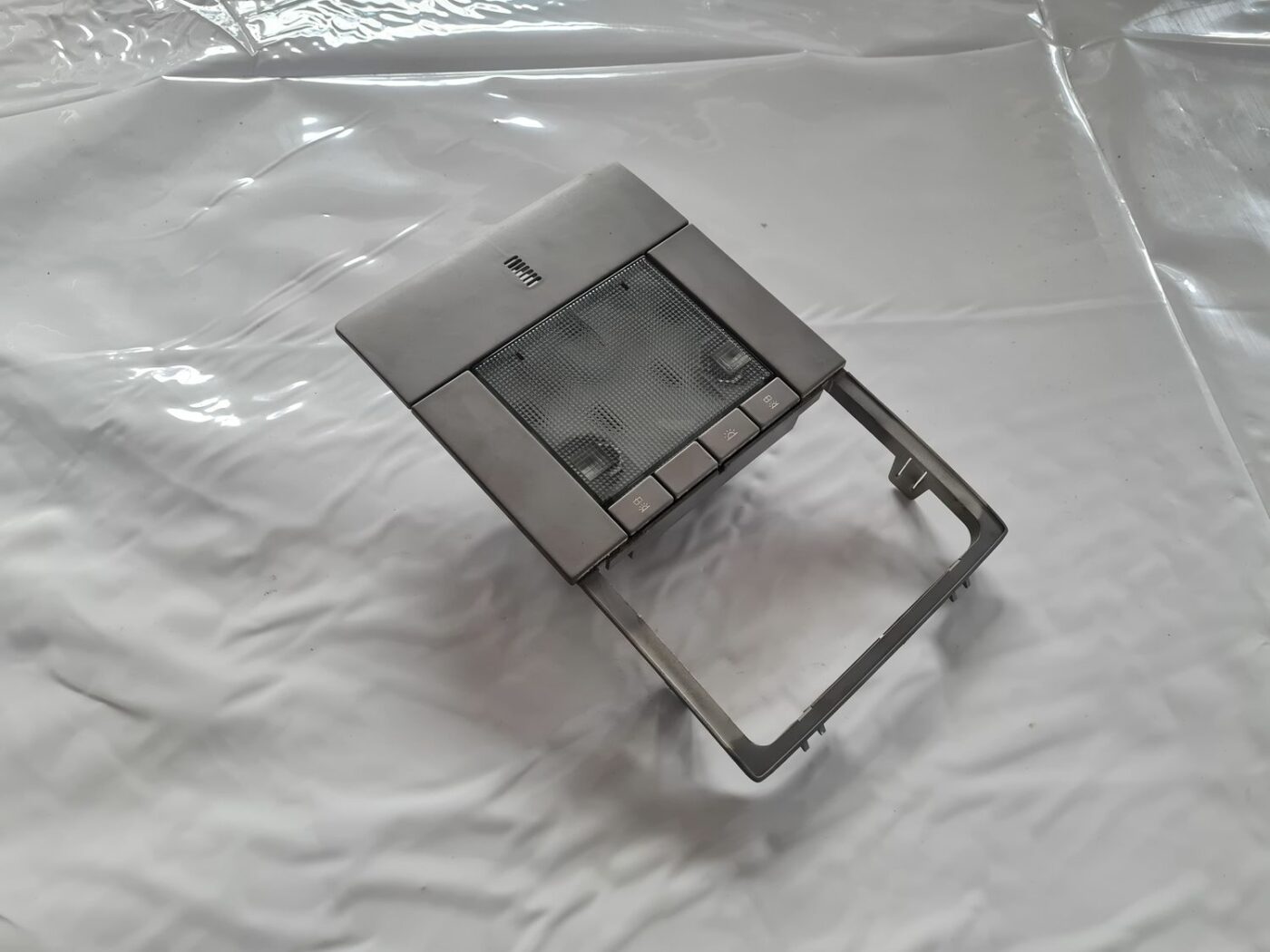 Salona apgaismojuma panelis priekš OPEL VECTRA C 2006