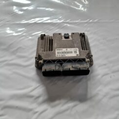 Dzinēja vadības bloks priekš OPEL VECTRA C 2006