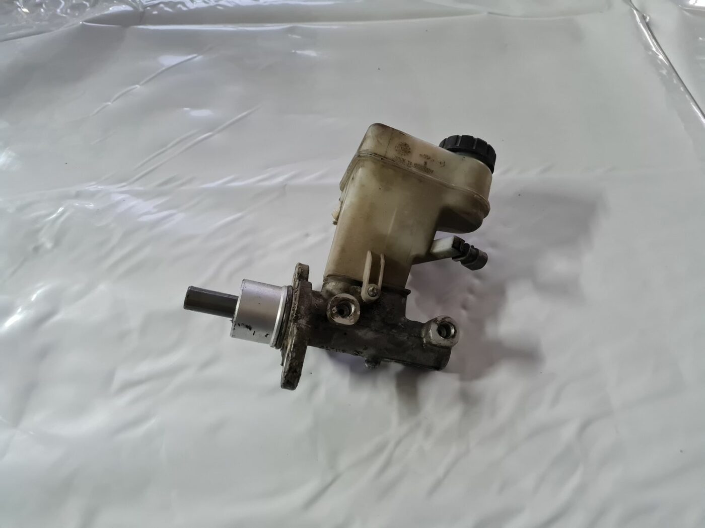 Bremžu pastiprinātāja galvenais cilindrs priekš OPEL VECTRA C 2006