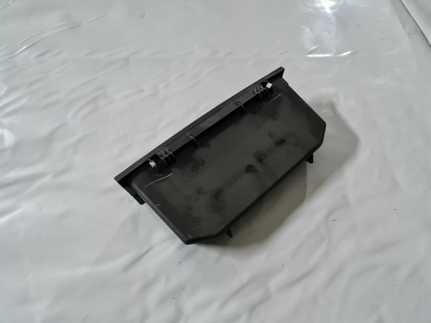 Centrālās konsoles nodalījums priekš OPEL VECTRA C 2006