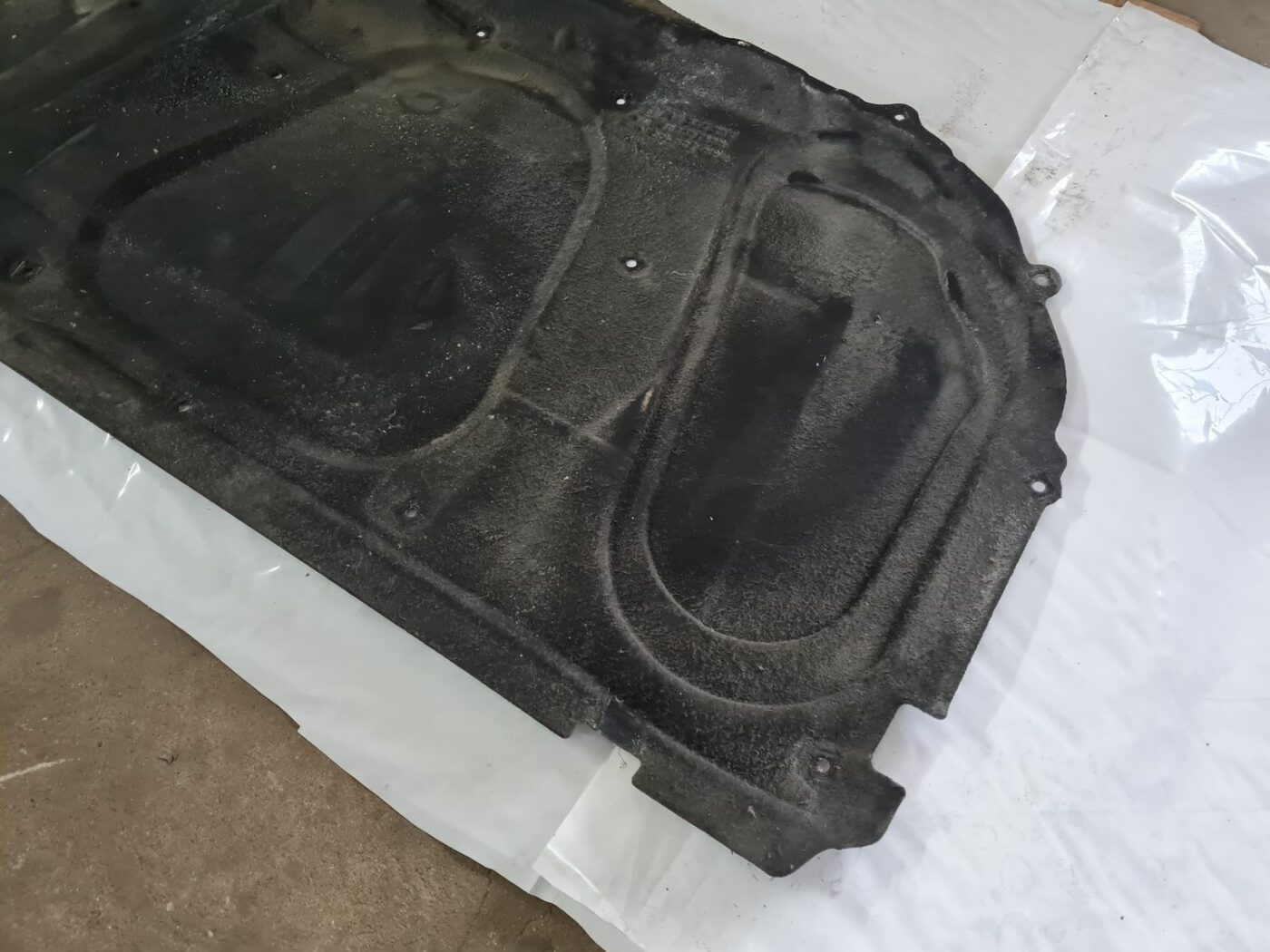 Pārsega trokšņa izolācija priekš OPEL VECTRA C 2006 3 Pārsega trokšņa izolācija priekš OPEL VECTRA C 2006