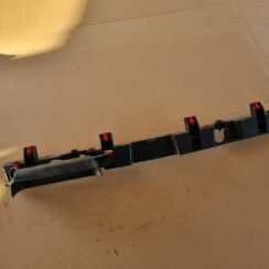 Priekšēja bufera kronšteins priekš OPEL ASTRA J 2013