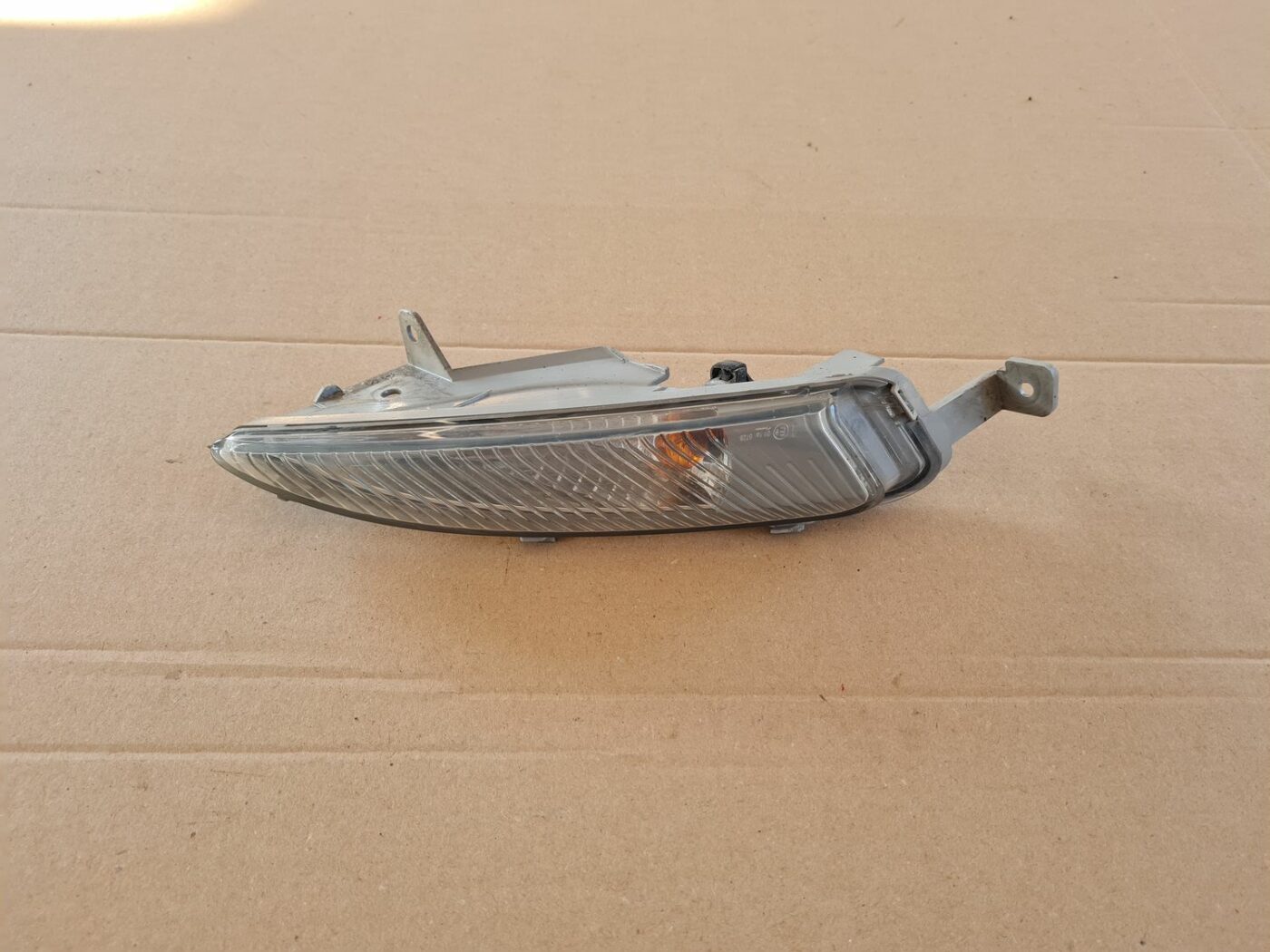 Pagrieziena signala lukturis priekš OPEL ASTRA J 2013