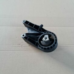 Dzinēja spilvens priekš OPEL ASTRA J 2013