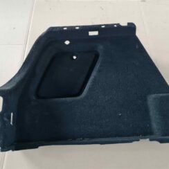 Bagāžnieka nodalījuma sānu apdare priekš OPEL ASTRA J 2013