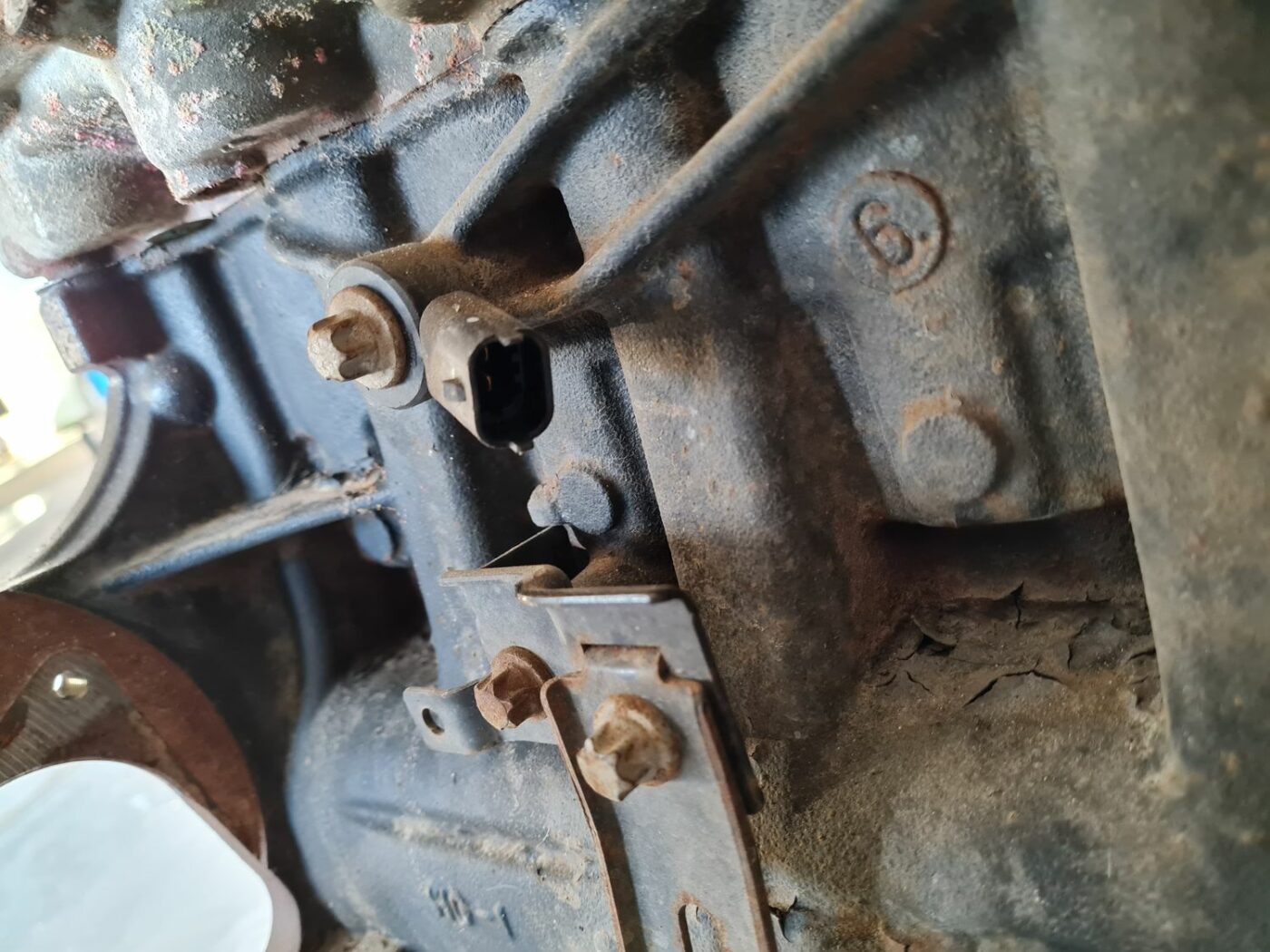 Dzinējs priekš OPEL ASTRA J 2013