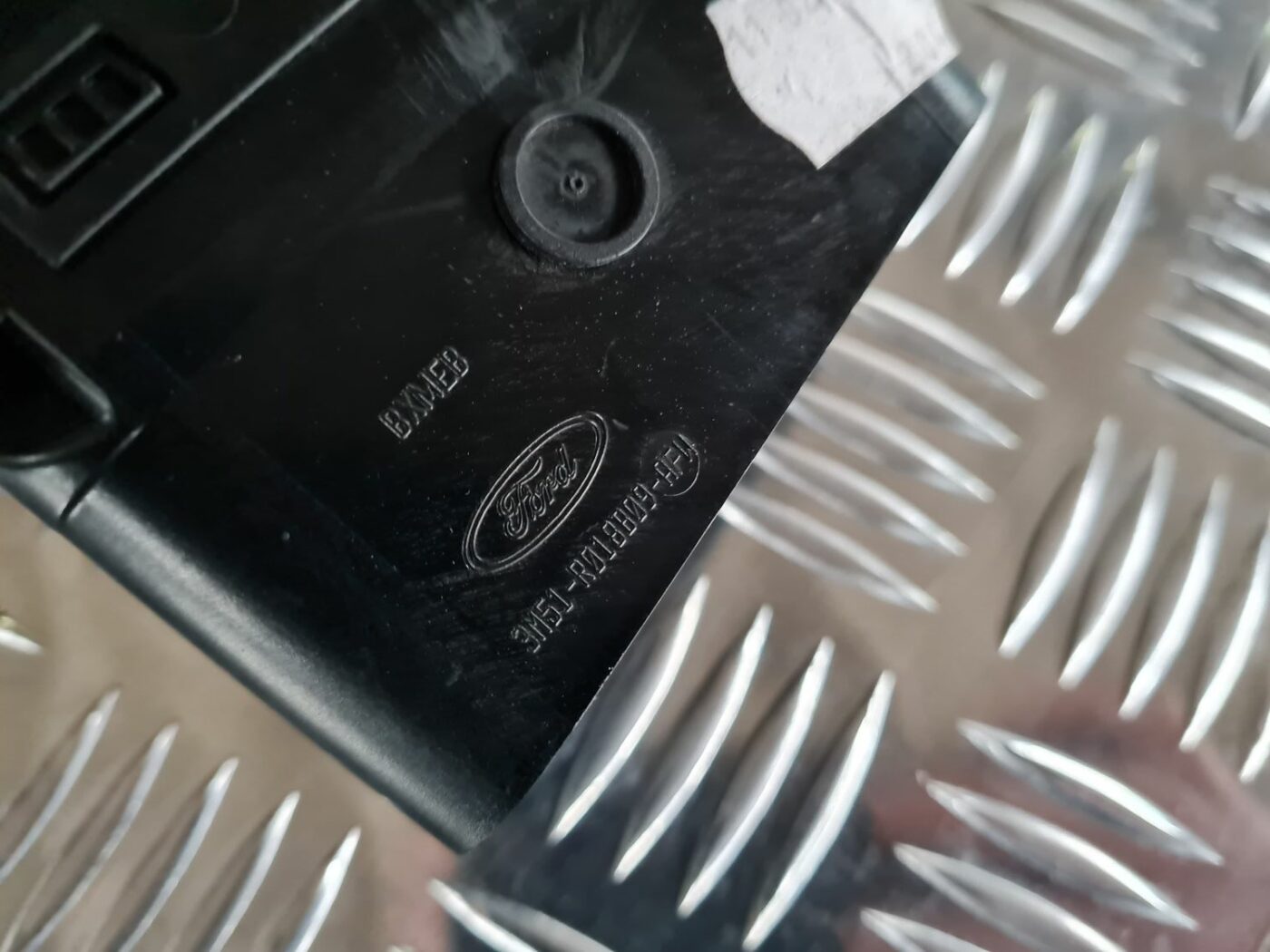 Mērinstrumentu paneļa gaisa vads, pa kreisi priekš FORD FOCUS C-MAX 2004