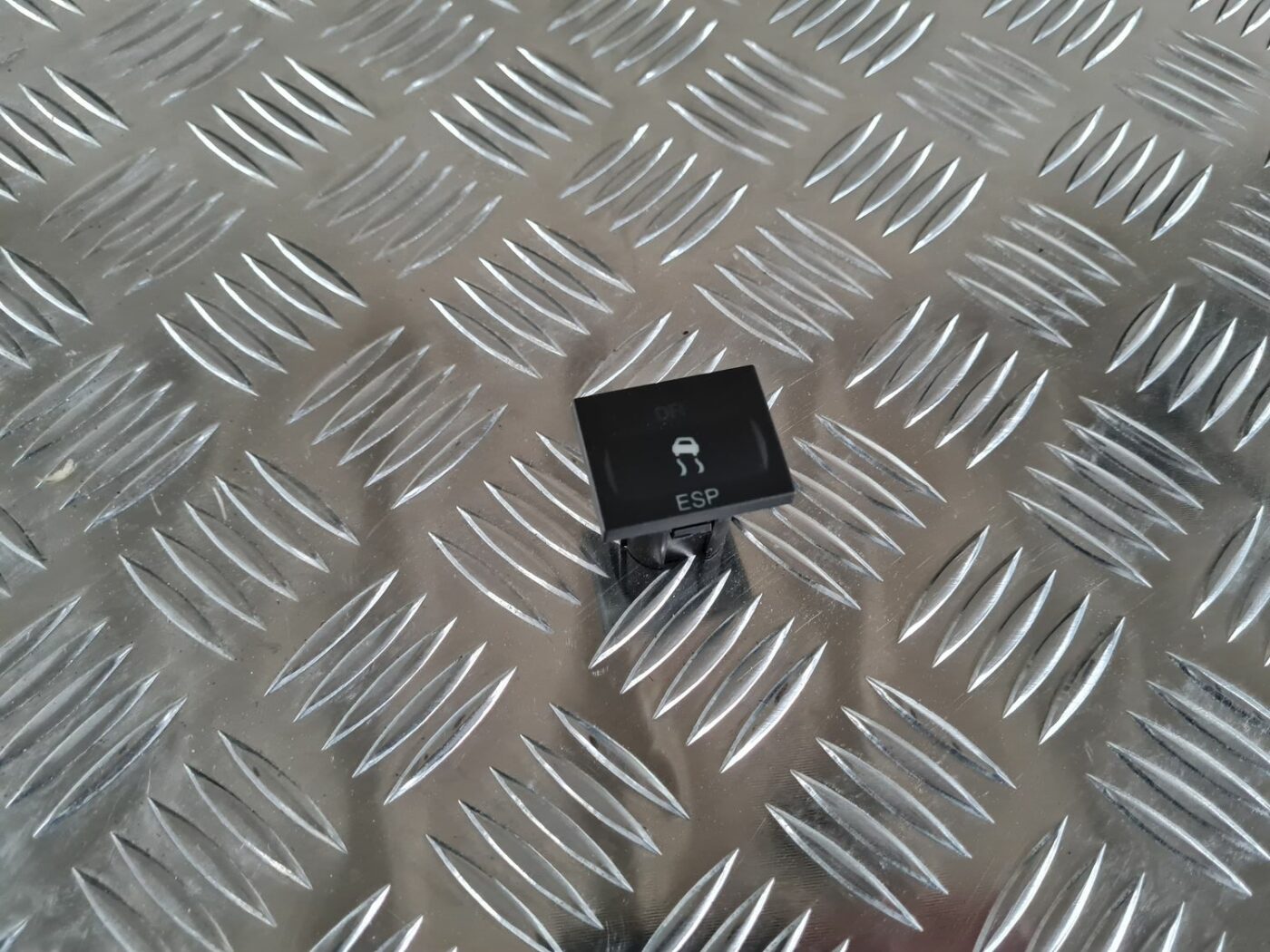 ESP poga priekš FORD FOCUS C-MAX 2004 1 ESP poga priekš FORD FOCUS C-MAX 2004