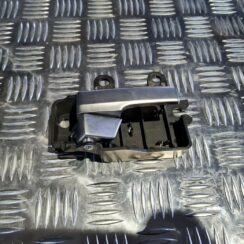 Salona durvju rokturis, priekšējais labais priekš FORD FOCUS C-MAX 2004