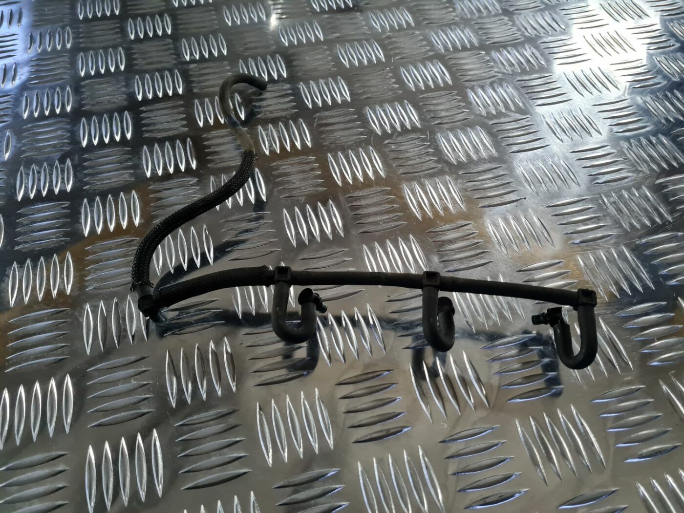 Degvielas atgriešanas caurule priekš FORD FOCUS C-MAX 2004 3 Degvielas atgriešanas caurule priekš FORD FOCUS C-MAX 2004