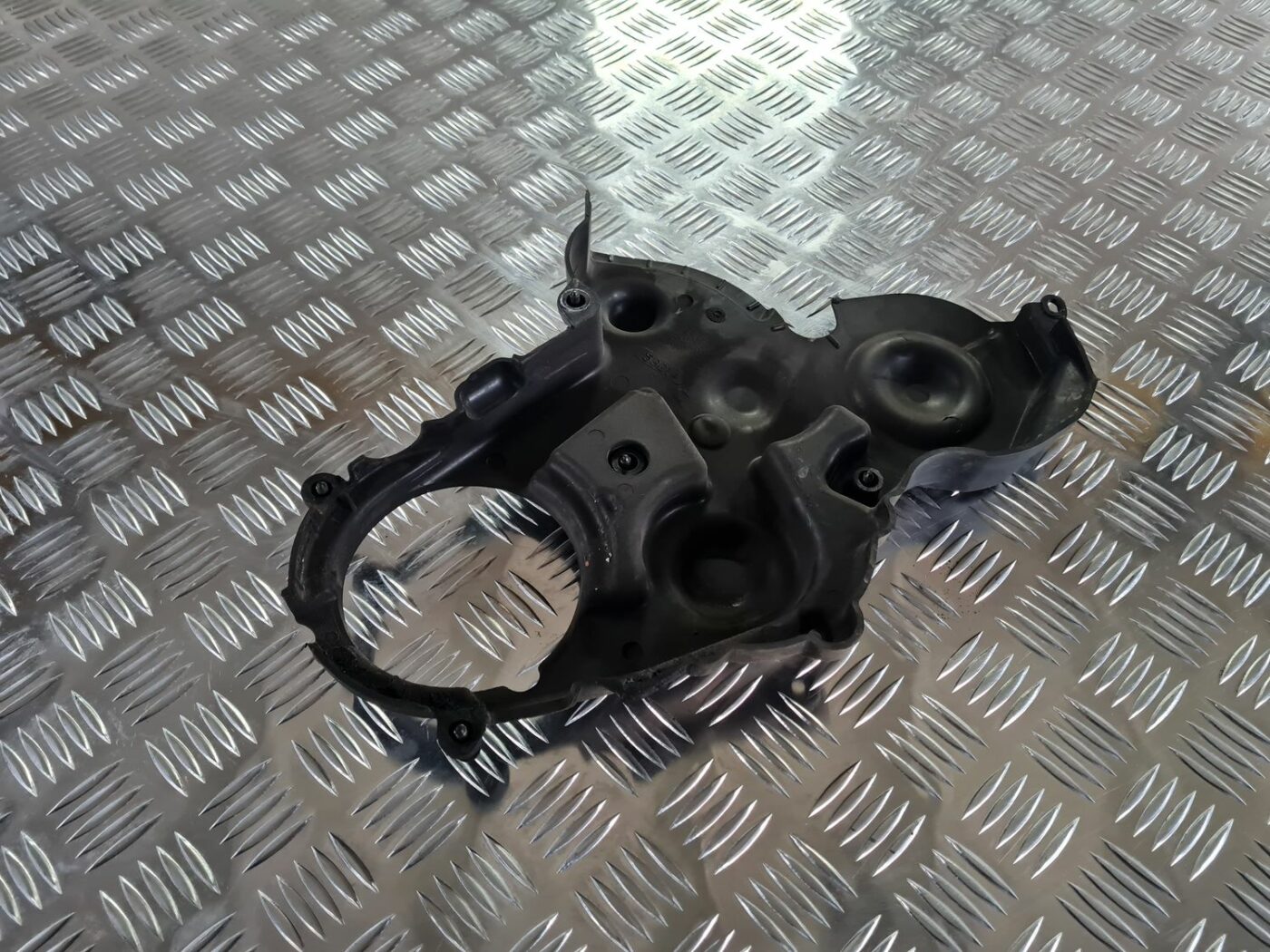 Zobsīksnas aizsargs priekš FORD FOCUS C-MAX 2004 3 Zobsīksnas aizsargs priekš FORD FOCUS C-MAX 2004