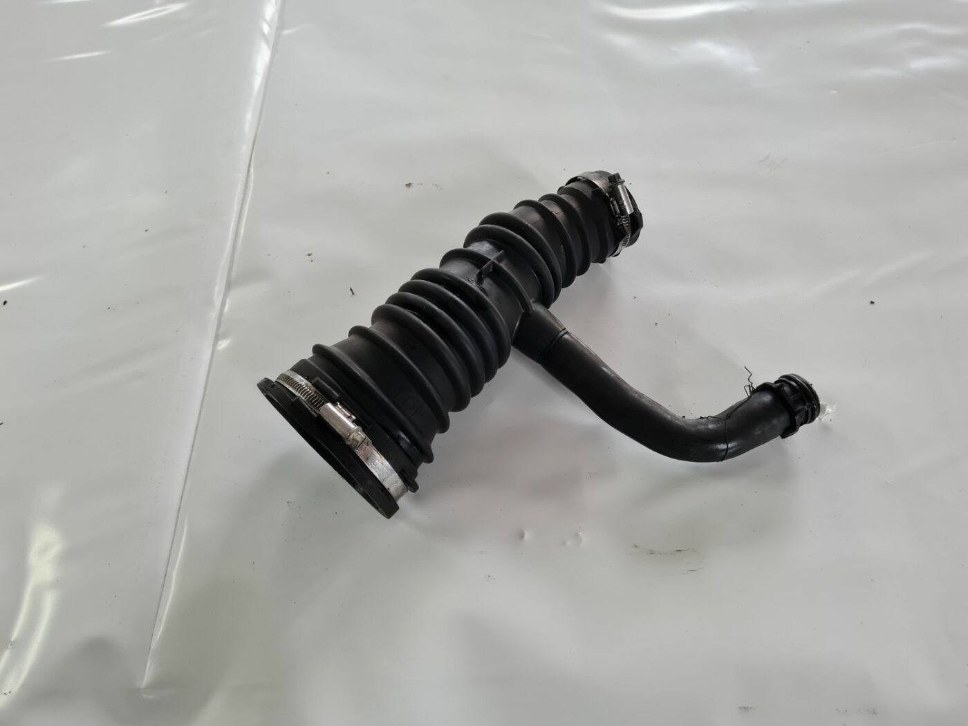 Gaisa filtra korpusa caurule priekš FORD FOCUS C-MAX 2004 1 Gaisa filtra korpusa caurule priekš FORD FOCUS C-MAX 2004