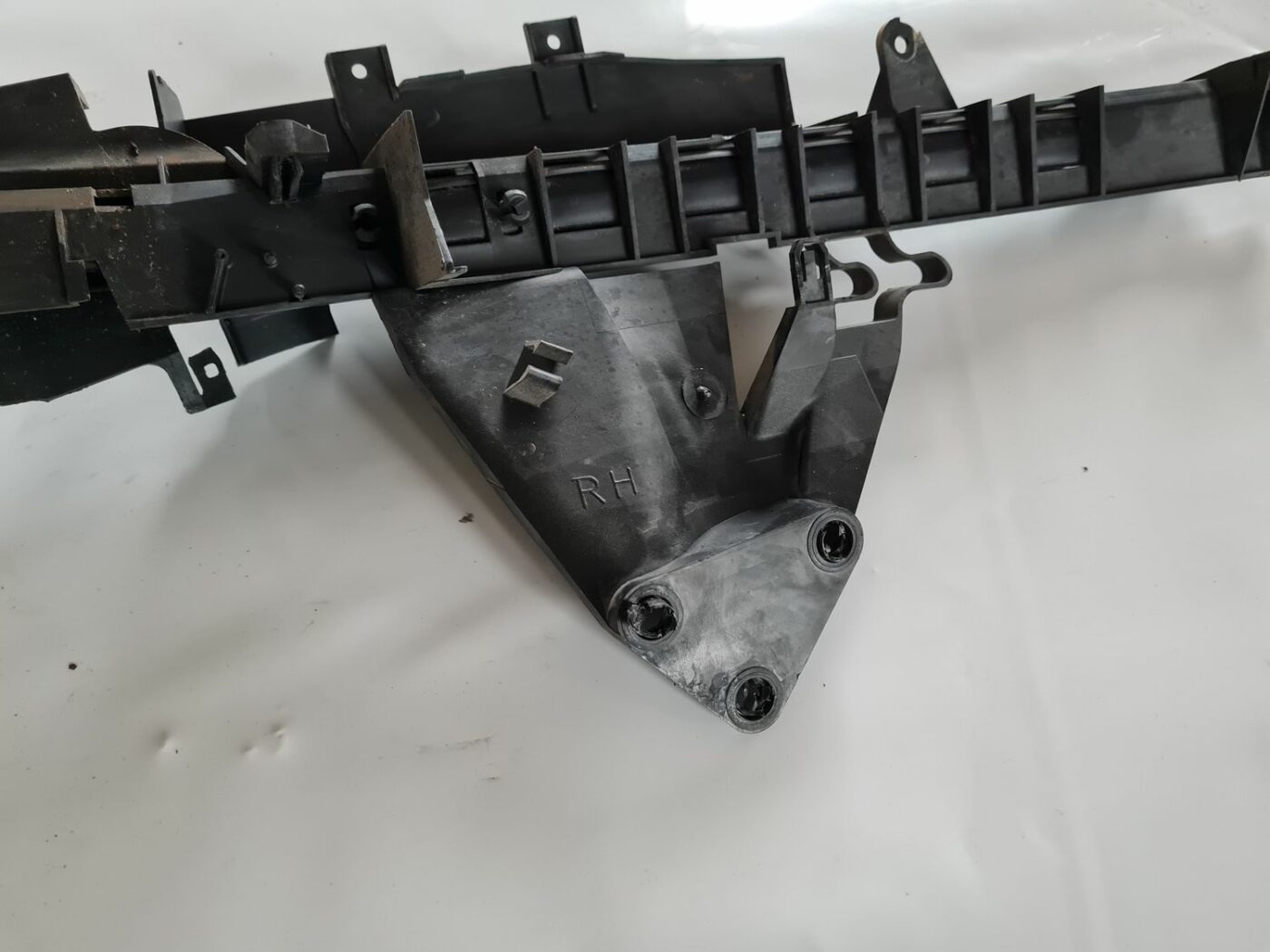 Durvju iekšēja plastmasa priekš FORD FOCUS C-MAX 2004 4 Durvju iekšēja plastmasa priekš FORD FOCUS C-MAX 2004