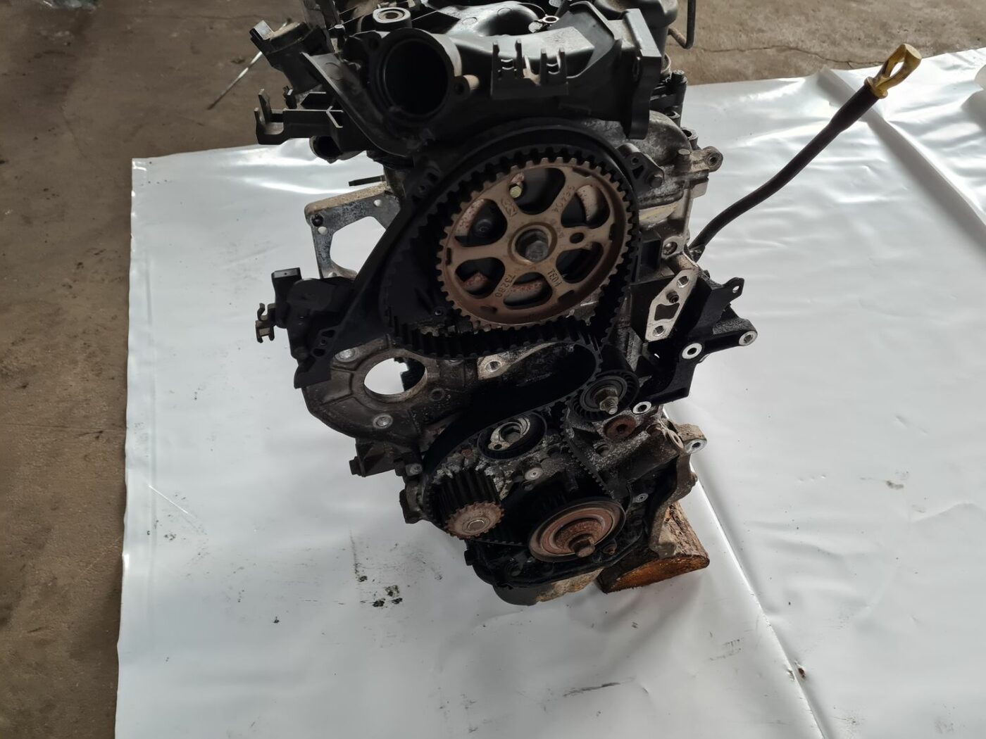 Dzinējs priekš FORD FOCUS C-MAX 2004