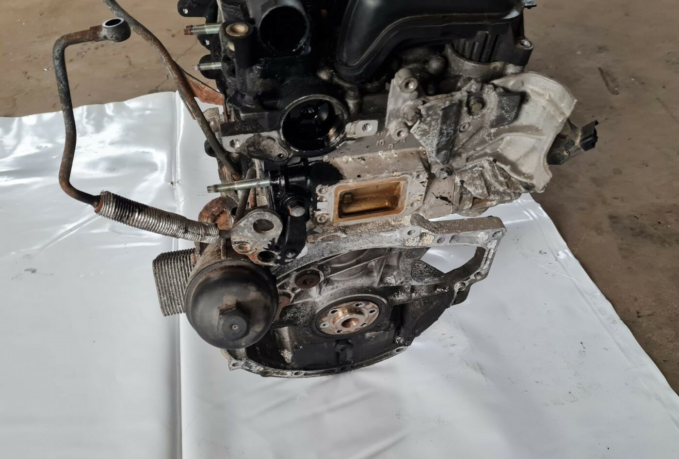 Dzinējs priekš FORD FOCUS C-MAX 2004