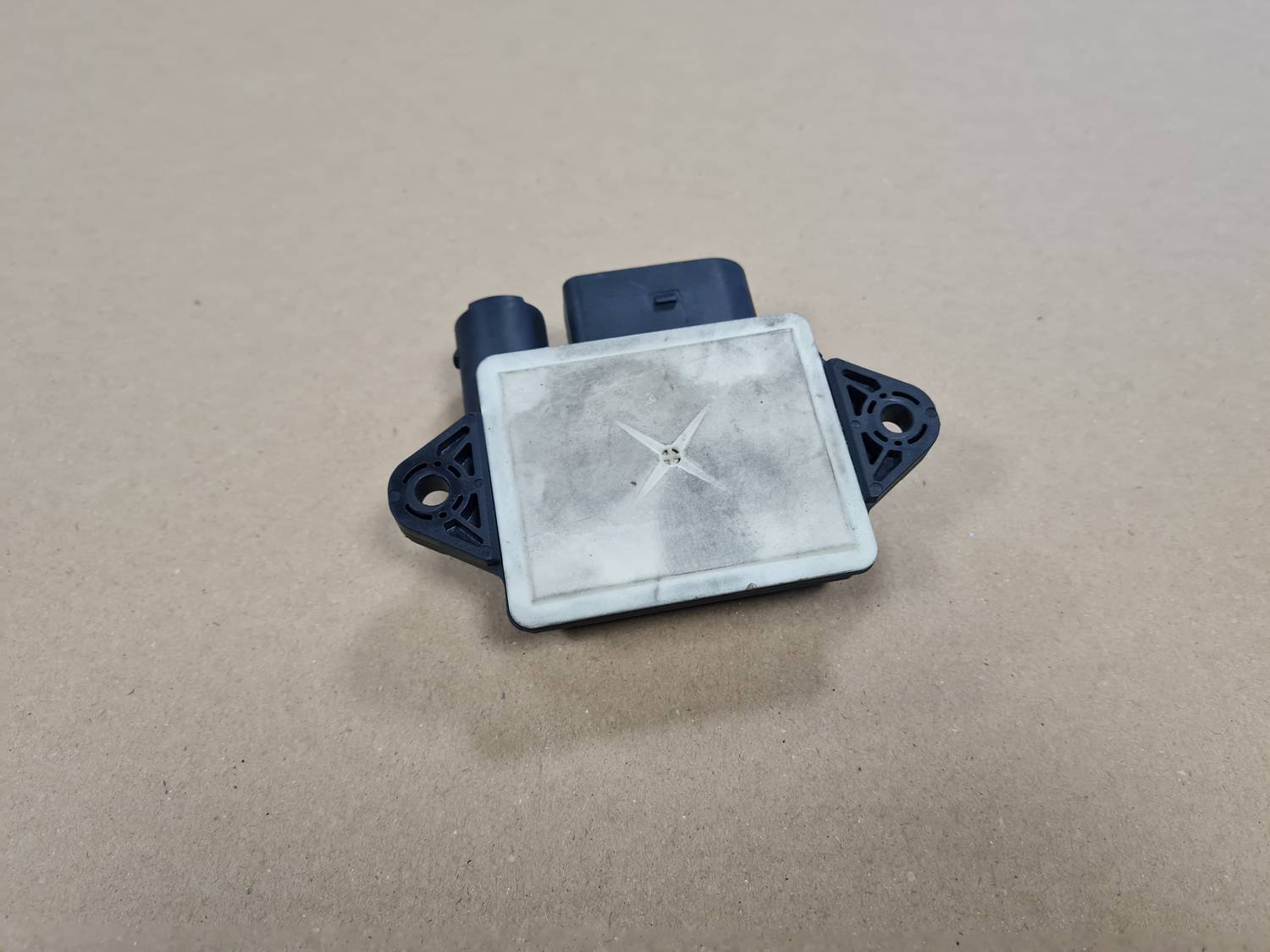 Kvēlsveču releja priekš MERCEDES BENZ ML320 2006 SILVER