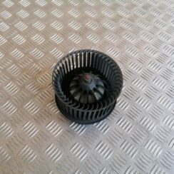 Salona ventilators priekš VOLVO C30 2008 SILVER