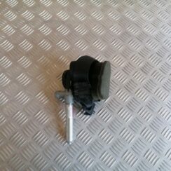 Aizmugurējā labā drošības josta priekš VOLVO C30 2008 SILVER