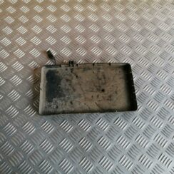 Akumulatora pamatnes kronšteins priekš TOYOTA AVENSIS 2007