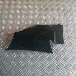 Mērinstrumentu paneļa apakšēja apdare priekš TOYOTA AVENSIS 2007