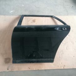 Aizmugurējās kreisās durvis priekš TOYOTA AVENSIS 2007