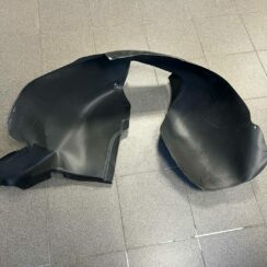 Priekšējais kreisais paspārns priekš VW TOURAN 2005