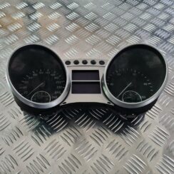 Spidometrs priekš MERCEDES BENZ ML320 2006 SILVER