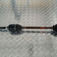 Pusass priekšēja labā priekš MERCEDES BENZ ML320 2006 SILVER