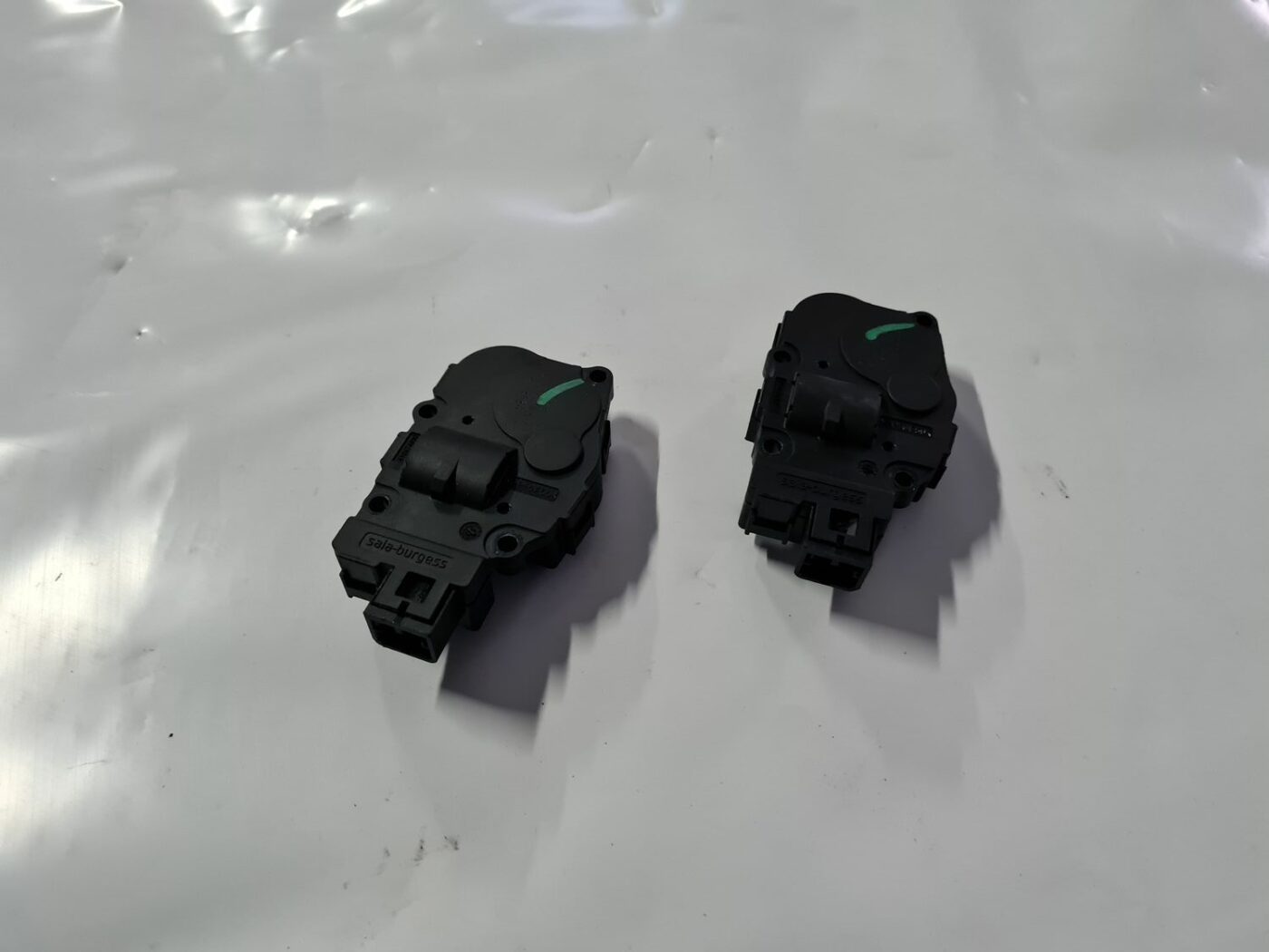 Apsildes sistēmas aktuators priekš MERCEDES BENZ ML320 2006 SILVER