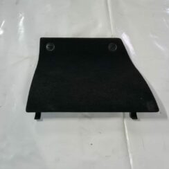 Bagāžnieka nodalījuma sānu apdares lūka priekš MERCEDES BENZ ML320 2006 SILVER