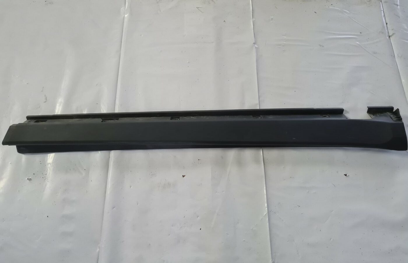 Ārēja sliekšņa laba uzlika priekš MERCEDES BENZ ML320 2006 SILVER 1 Ārēja sliekšņa laba uzlika priekš MERCEDES BENZ ML320 2006 SILVER