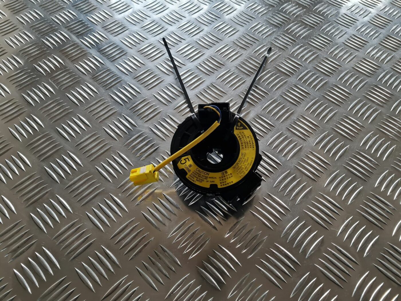 Drošības spilvena slīdgredzens priekš TOYOTA COROLLA VERSO 2003 1 Drošības spilvena slīdgredzens priekš TOYOTA COROLLA VERSO 2003