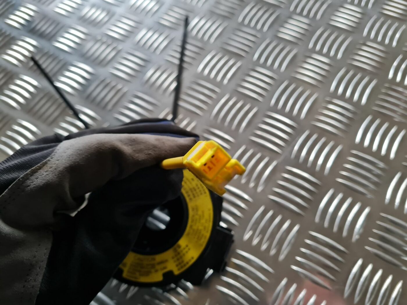 Drošības spilvena slīdgredzens priekš TOYOTA COROLLA VERSO 2003 2 Drošības spilvena slīdgredzens priekš TOYOTA COROLLA VERSO 2003