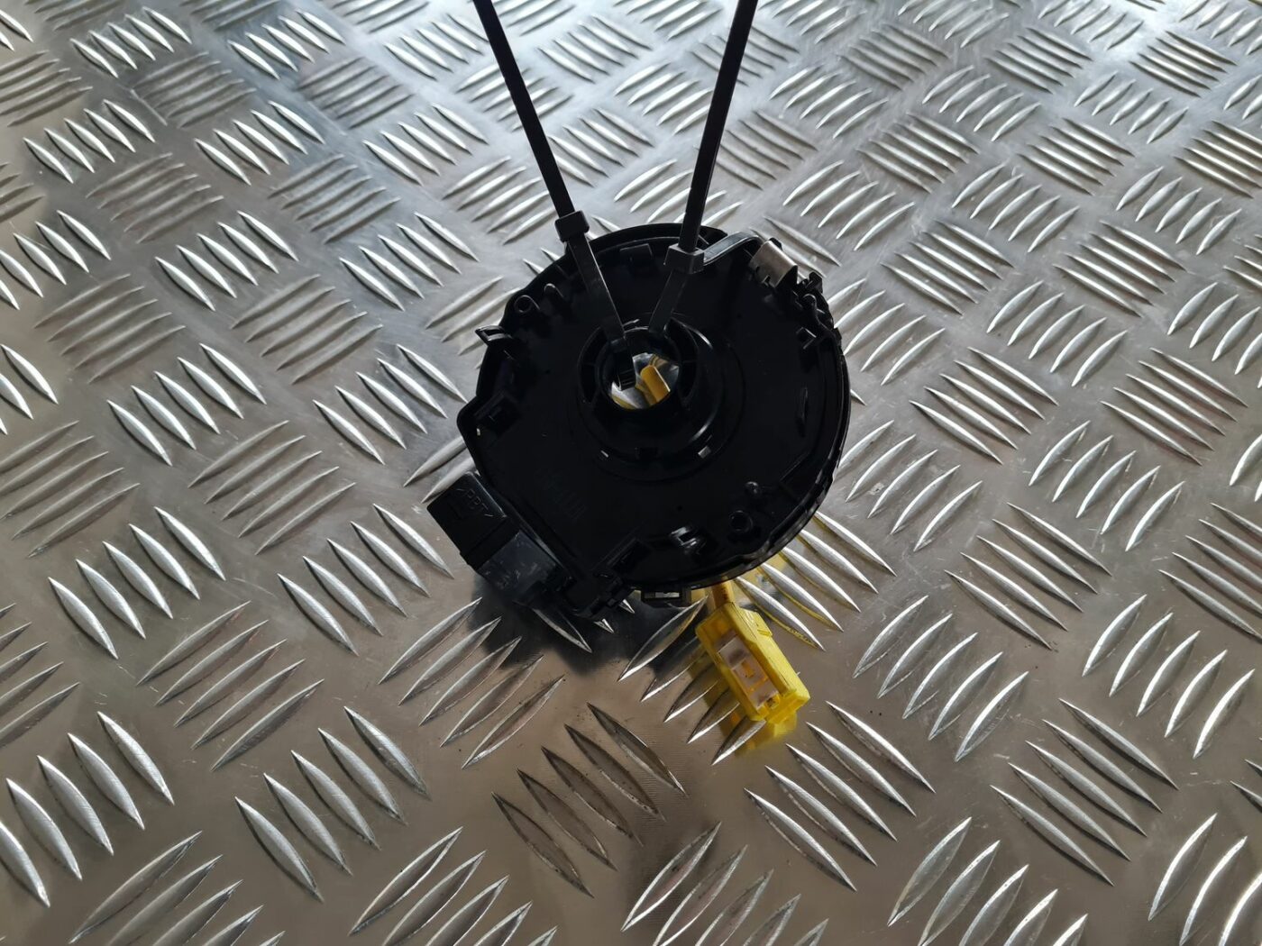 Drošības spilvena slīdgredzens priekš TOYOTA COROLLA VERSO 2003 3 Drošības spilvena slīdgredzens priekš TOYOTA COROLLA VERSO 2003