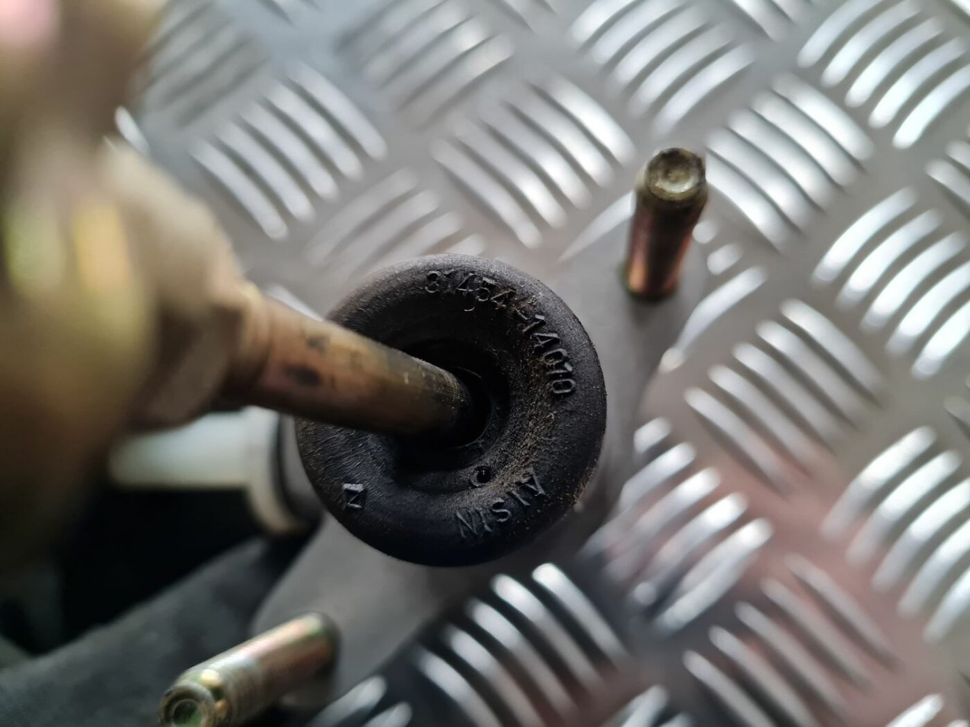 Sajūga galvenais cilindrs priekš TOYOTA COROLLA VERSO 2003 3 Sajūga galvenais cilindrs priekš TOYOTA COROLLA VERSO 2003