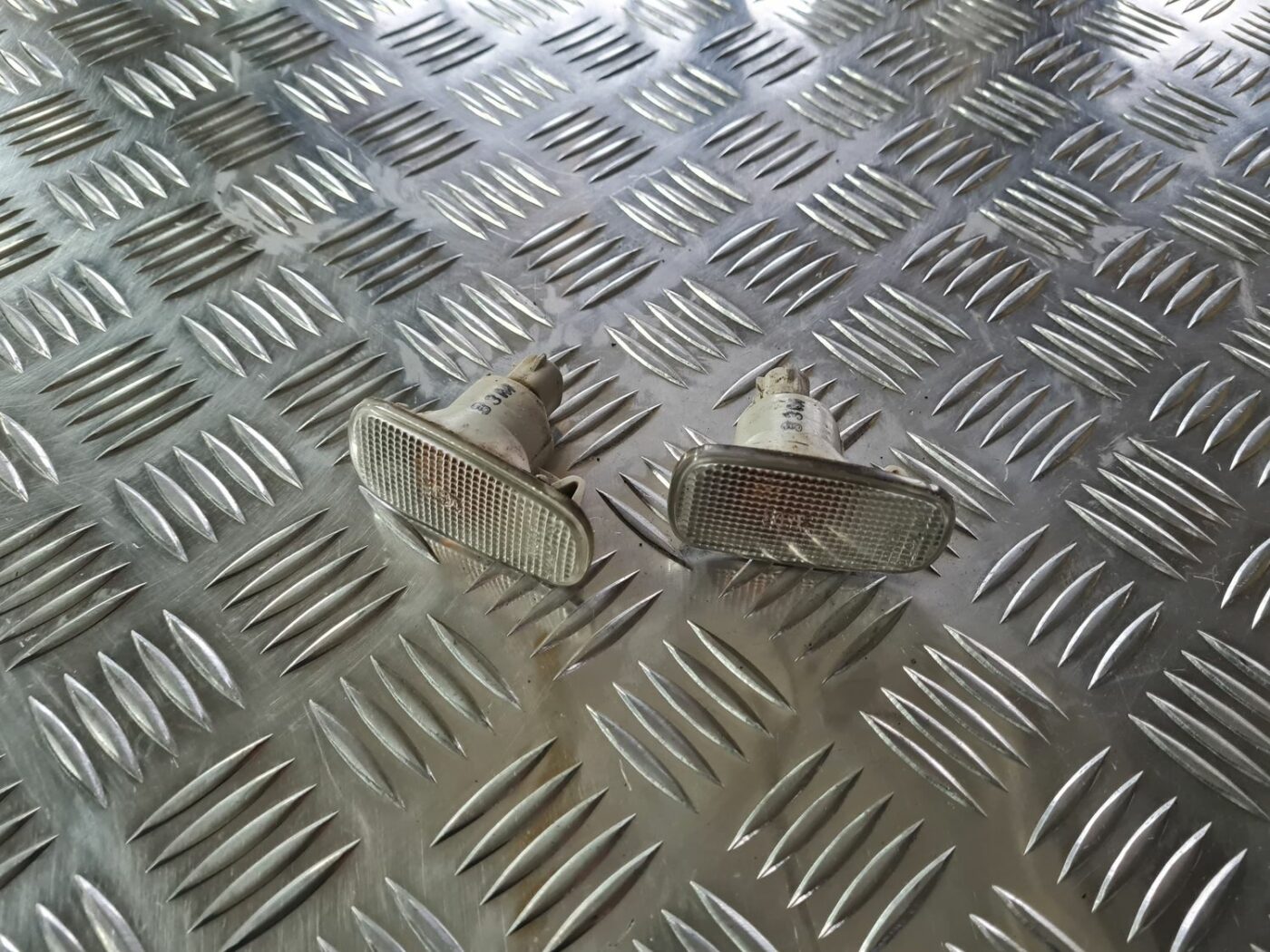 Pagrieziena signala lukturis priekš TOYOTA COROLLA VERSO 2003 1 Pagrieziena signala lukturis priekš TOYOTA COROLLA VERSO 2003