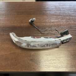 Ārējā spoguļa pagrieziena lukturis priekš MERCEDES BENZ ML320 2006 SILVER