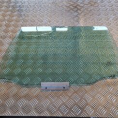 Aizmugurējo kreiso durvju stikls priekš VOLVO V70 2002 ASHGOLD