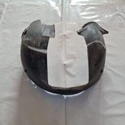 Priekšējais kreisais paspārns priekš VOLVO V70 2002 ASHGOLD