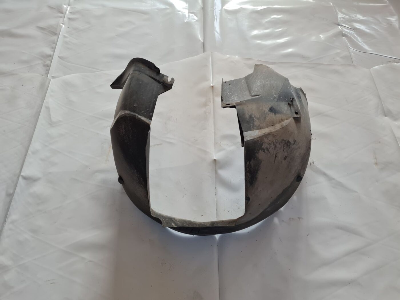 Priekšējais labais paspārns priekš VOLVO V70 2002 ASHGOLD