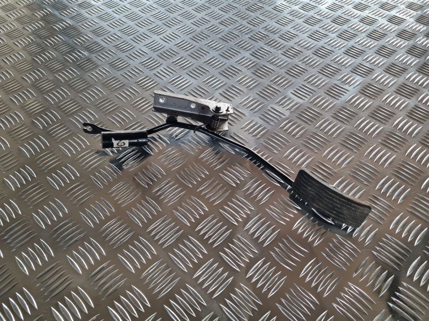 Gāzes pedālis priekš MITSUBISHI LANCER 2006 1 Gāzes pedālis priekš MITSUBISHI LANCER 2006