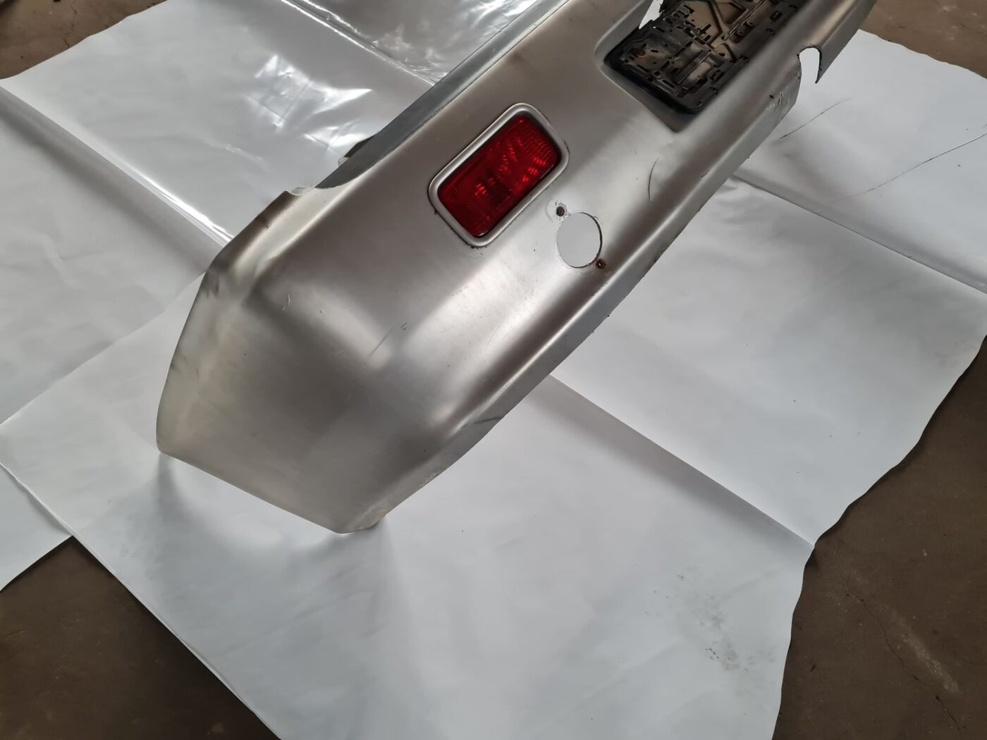 Aizmugures buferis priekš MITSUBISHI LANCER 2006 2 Aizmugures buferis priekš MITSUBISHI LANCER 2006