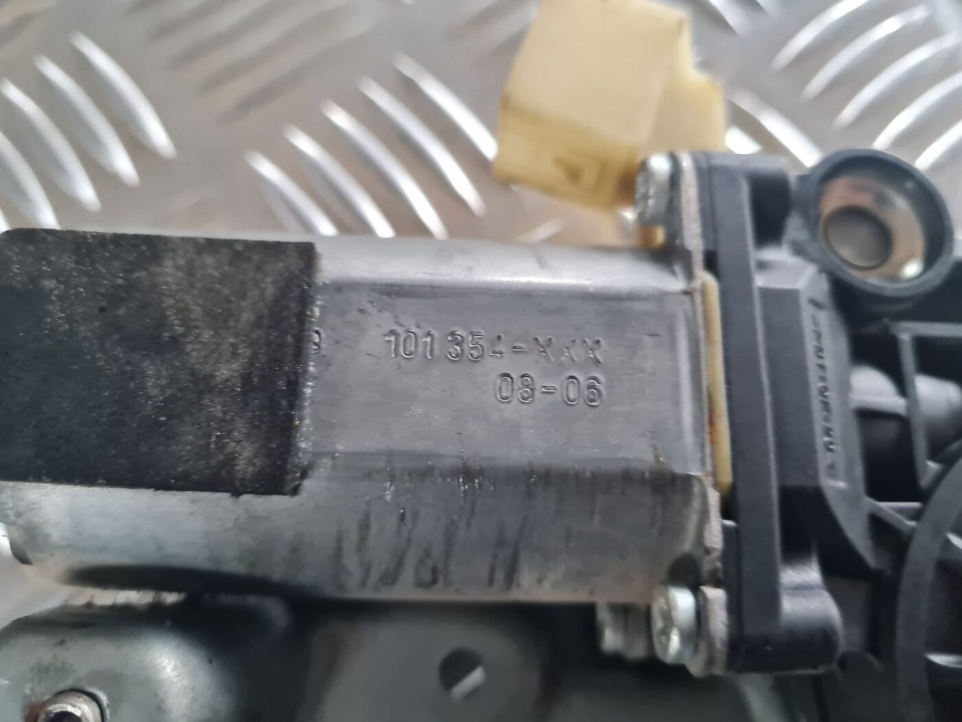 Stikla pacelšanas mehānisms priekšējais labais priekš VOLVO V70 2003 SILVER