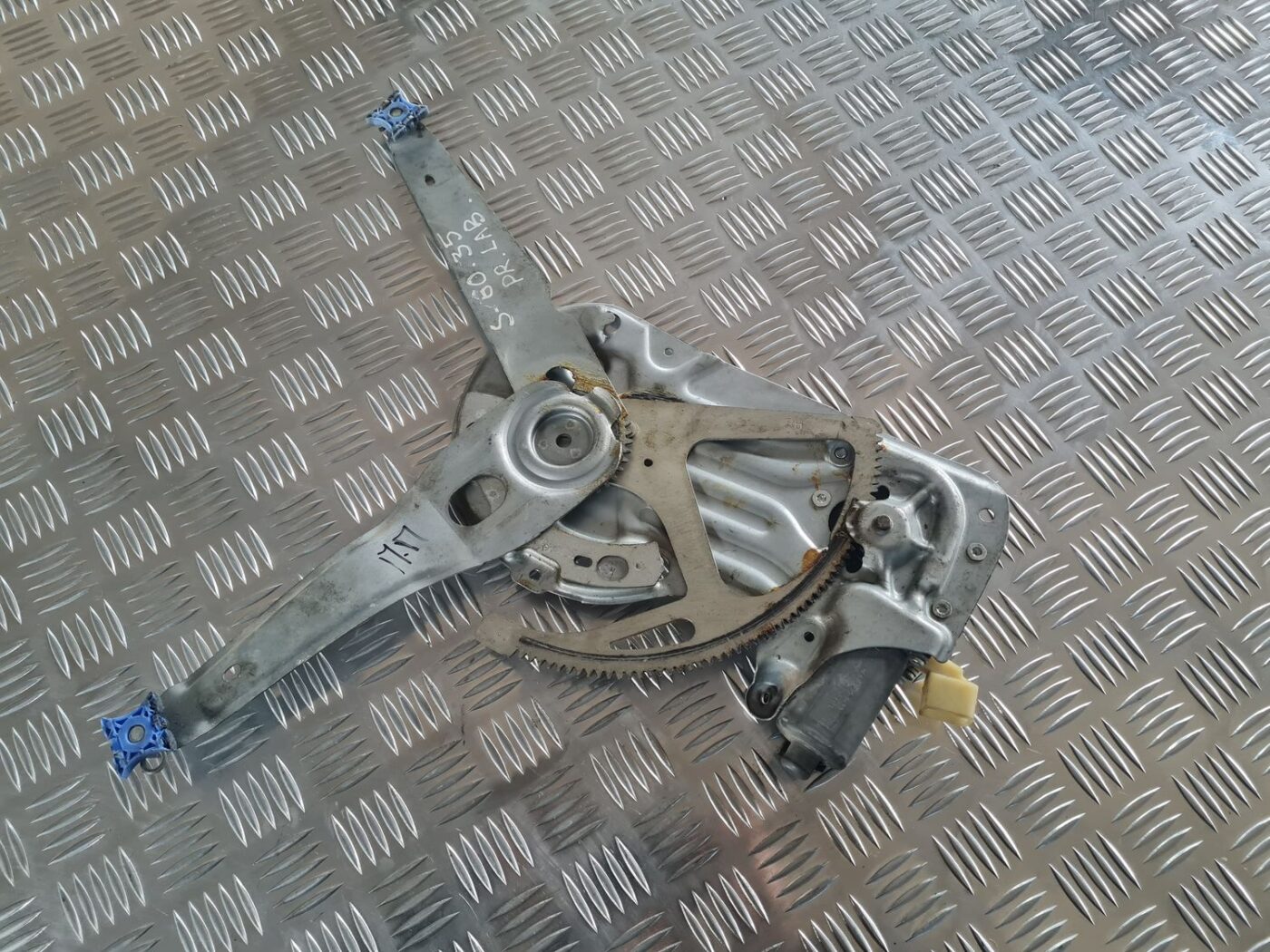 Stikla pacelšanas mehānisms priekšējais labais priekš VOLVO V70 2003 SILVER