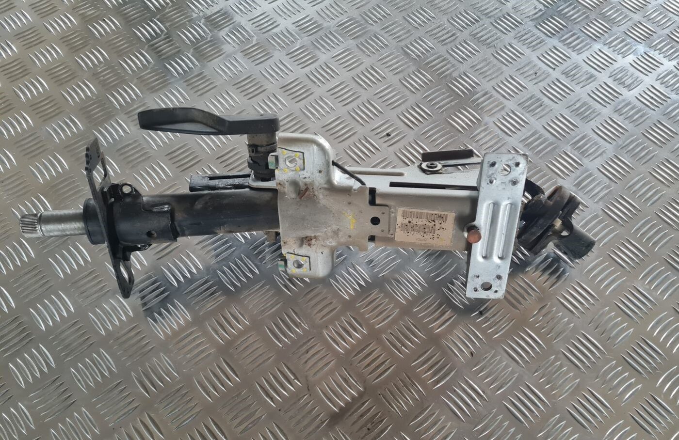 Stūres statne priekš VOLVO V70 2003 SILVER 2 Stūres statne priekš VOLVO V70 2003 SILVER