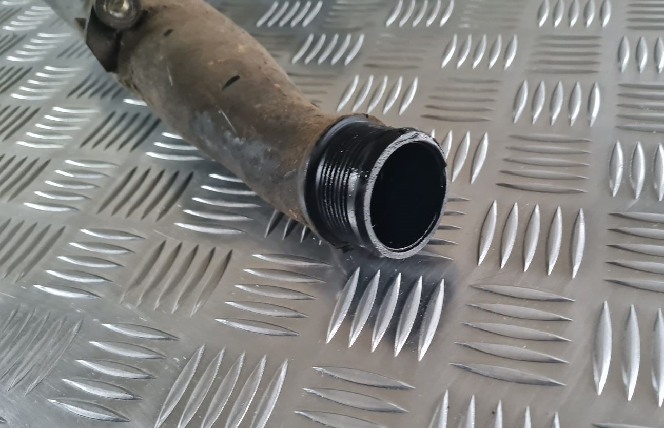 Interkulera caurule priekš VOLVO V70 2003 SILVER 2 Interkulera caurule priekš VOLVO V70 2003 SILVER